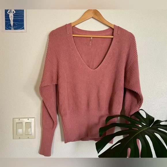 Free People Allure Ribbed V-Neck Crop Sweater XS NWOT 100% Cotton - Picture 1 of 13